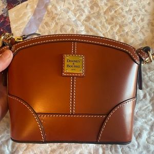 Dooney & Bourke cross body purse
